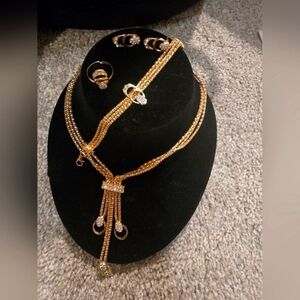 21kgp Dubai Jewelry Set -Elegant Gold Set with Rings and Necklace & Earings